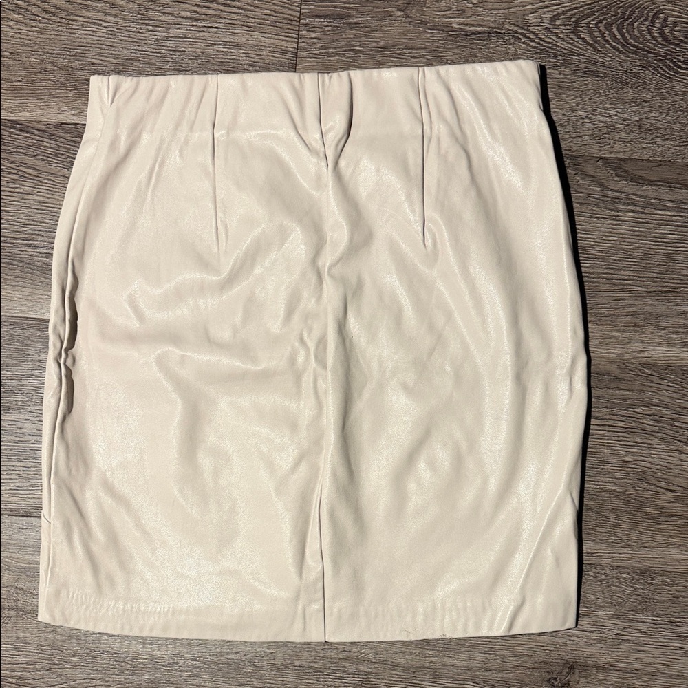 Dynamite Cream Pencil Skirt - Picture 2 of 3
